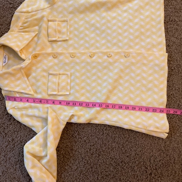 Groovy Vintage 60's/70's Yellow Button Down Shirt with Dagger Collar-Women's XL - Picture 8 of 15